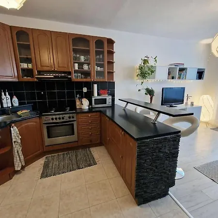 Utulny V Blizkosti Centra Ziliny